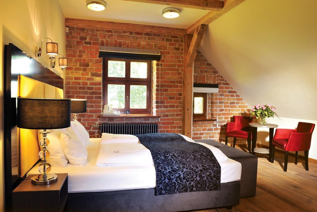 Cały Pałac Pacółtowo na wyłączność Habitación foto