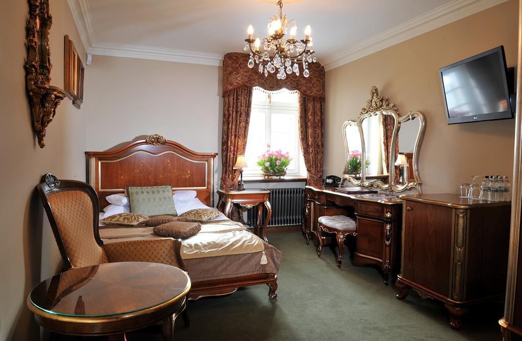 Cały Pałac Pacółtowo na wyłączność Habitación foto