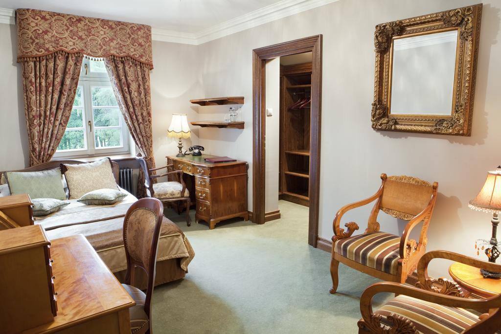 Cały Pałac Pacółtowo na wyłączność Habitación foto